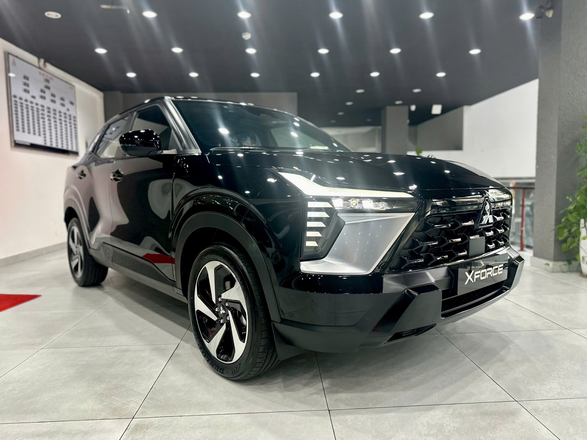 Mitsubishi XForce